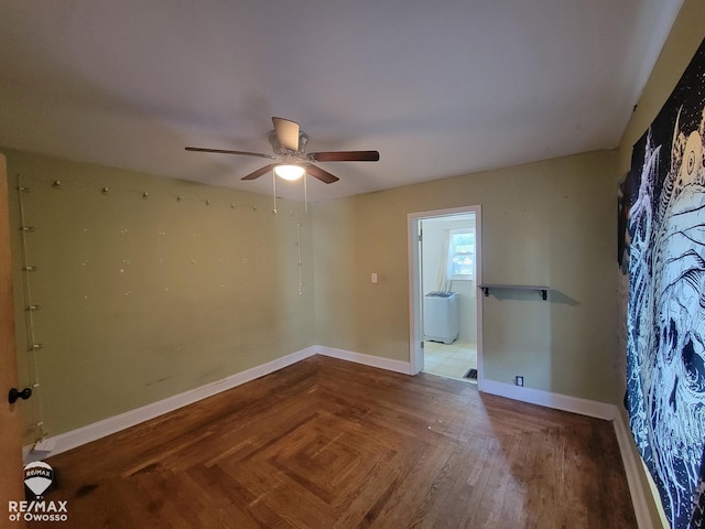 725 River St, Owosso, MI 48867 - unfurnished room with a ceiling fan and baseboards