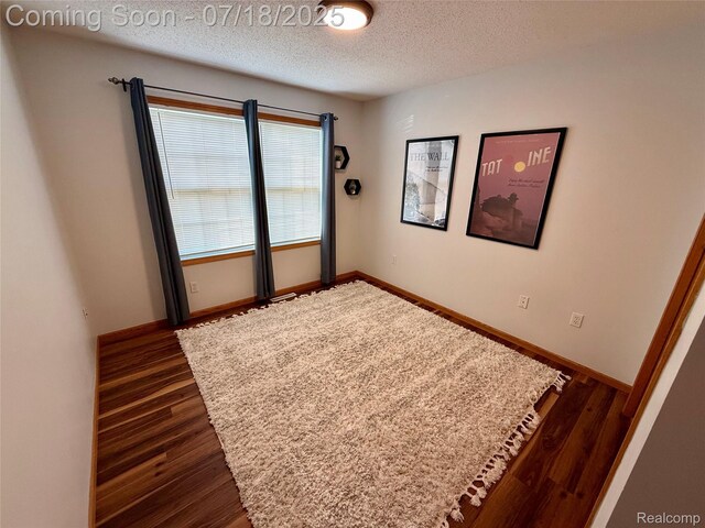 2242 S Kara Dr, Bay City, MI 48706 - photo 16