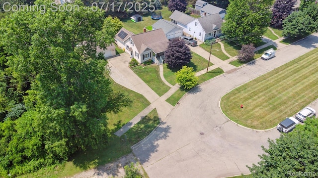 231 Ponchartrain Dr, Fenton, MI 48430 - photo 29