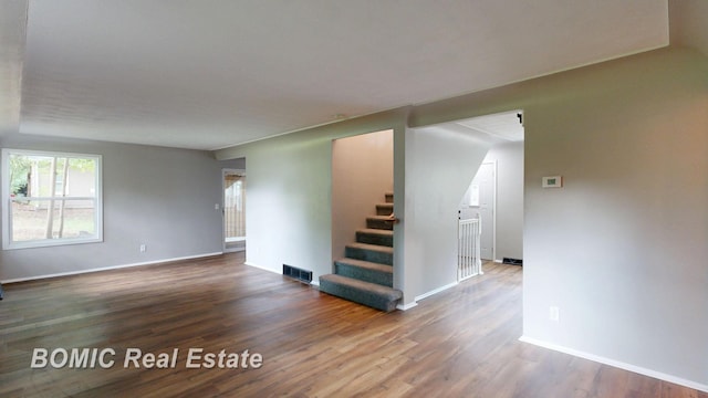 531 W Vienna St, Clio, MI 48420 - photo 8