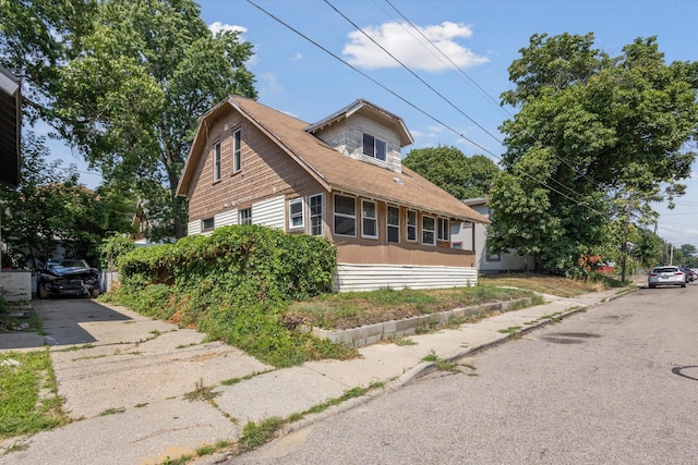 631 Watkins St SE, Grand Rapids, MI 49507 - photo 2