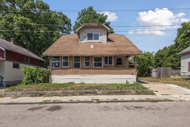 631 Watkins St SE, Grand Rapids, MI 49507 - photo 1