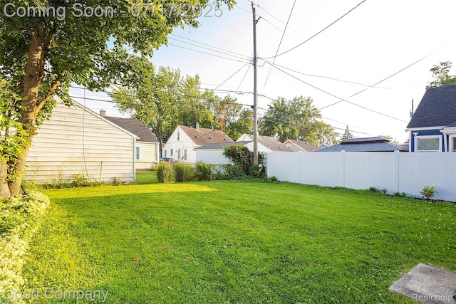 2404 Rowland Ave, Royal Oak, MI 48067 - view of yard with a residential view