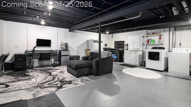 717 Eastwind Dr, Livonia, MI 48188 - photo 17