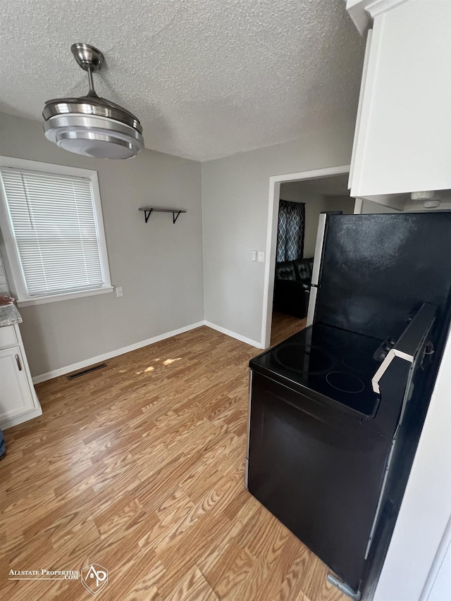 2006 Friel St, Burton, MI 48529 - photo 6