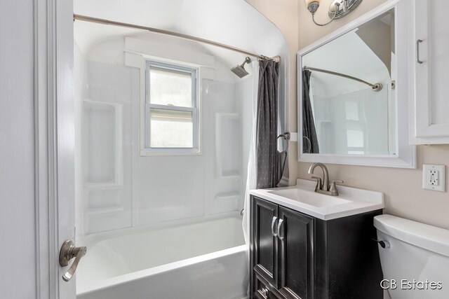 45 Murray St SW, Grand Rapids, MI 49548 - full bathroom with shower / bathtub combination with curtain and vanity