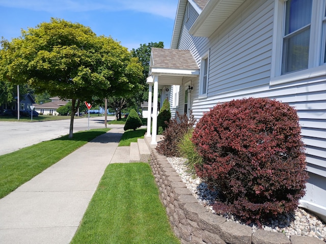 402 N Park St, Ludington, MI 49431 - photo 3