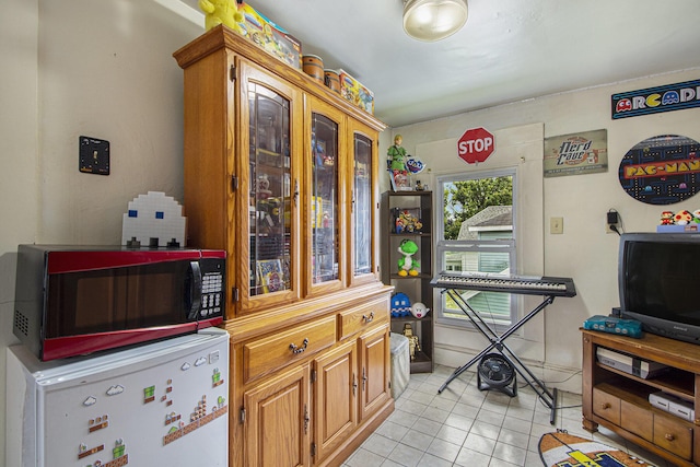 818 Eaton St, Jackson, MI 49202 - photo 22
