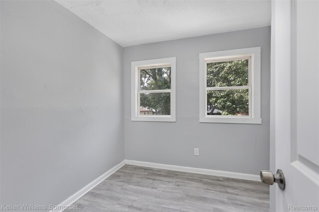 25511 Pennie St, Dearborn Heights, MI 48125 - photo 15