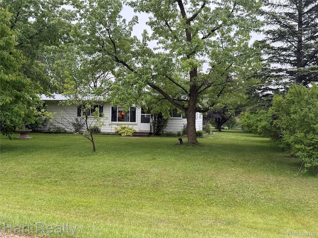 6455 Mayville Rd, Marlette, MI 48453 - photo 4