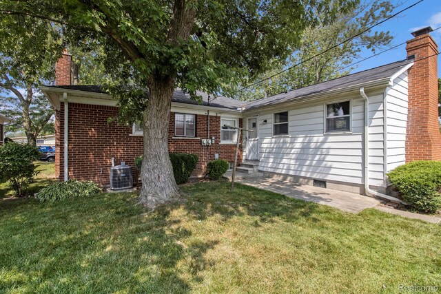 3411 Syckelmoore St, Trenton, MI 48183 - photo 24