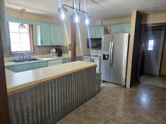 809 6th Ave, Lake Odessa, MI 48849 - photo 10
