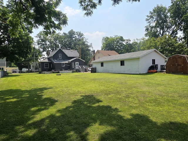 809 6th Ave, Lake Odessa, MI 48849 - photo 4
