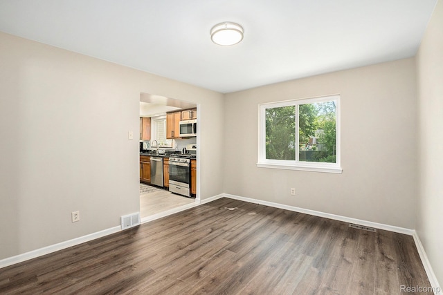 17346 Fairway St, Livonia, MI 48152 - photo 8