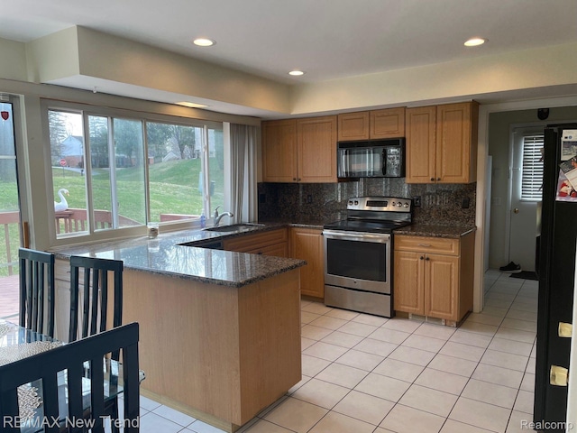 5250 Hardwoods Dr, West Bloomfield, MI 48323 - photo 16