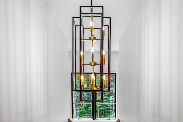7462 Youngren Rd, Three Oaks, MI 49128 - detailed view of a chandelier