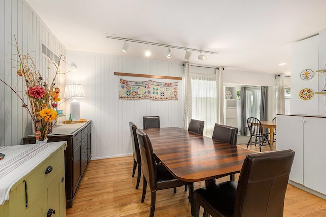 1402 Bardstown Trl, Ann Arbor, MI 48105 - photo 19