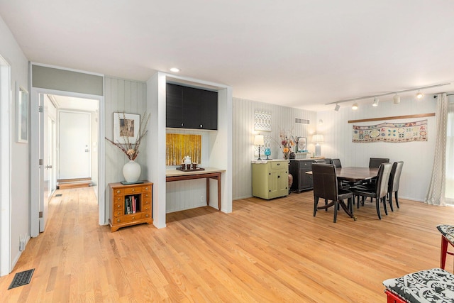 1402 Bardstown Trl, Ann Arbor, MI 48105 - photo 21