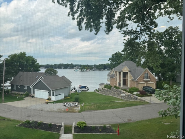 677 King Cir, Lake Orion, MI 48362 - water view