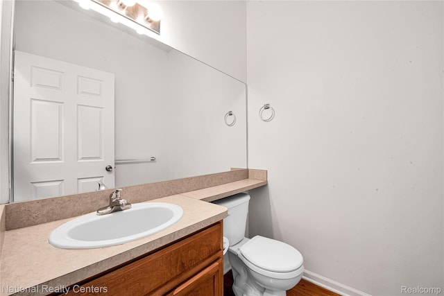1236 University Dr, Pontiac, MI 48342 - bathroom with vanity and toilet