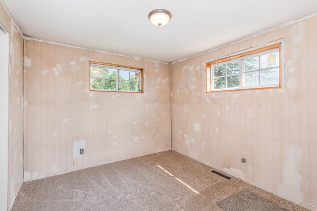 5010 N Pendell Rd, Alma, MI 48801 - empty room featuring carpet