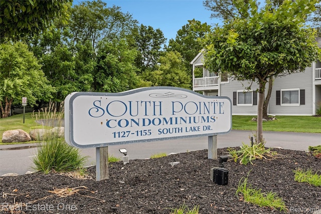 1127 S Lake Dr Unit 212, Novi, MI 48377 - view of community / neighborhood sign