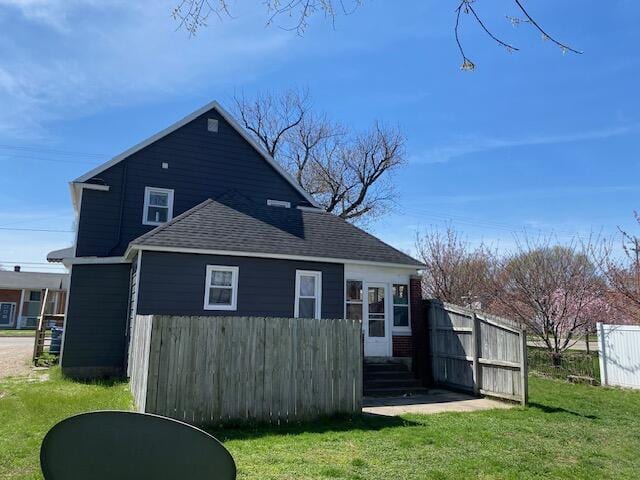 1951 Porter St SW Unit 2, Wyoming, MI 49519 - photo 3