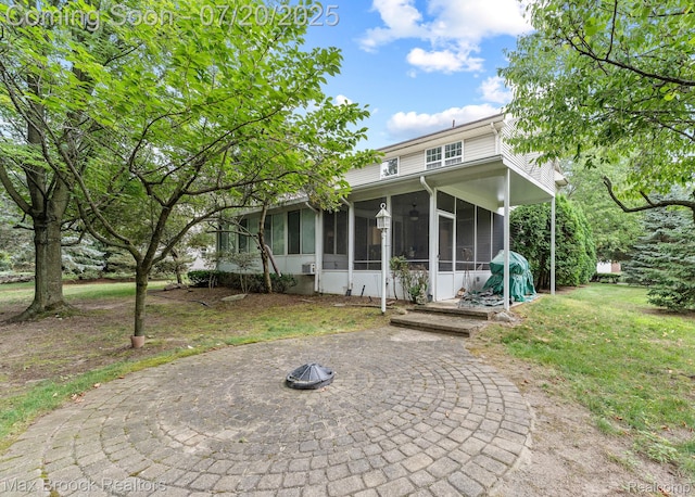 2915 Greenbrooke Ln, West Bloomfield, MI 48324 - photo 35
