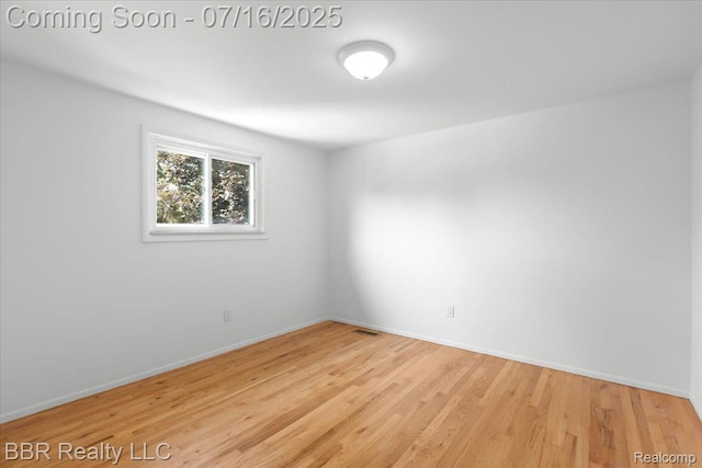 22046 Nelson St, Woodhaven, MI 48183 - photo 19