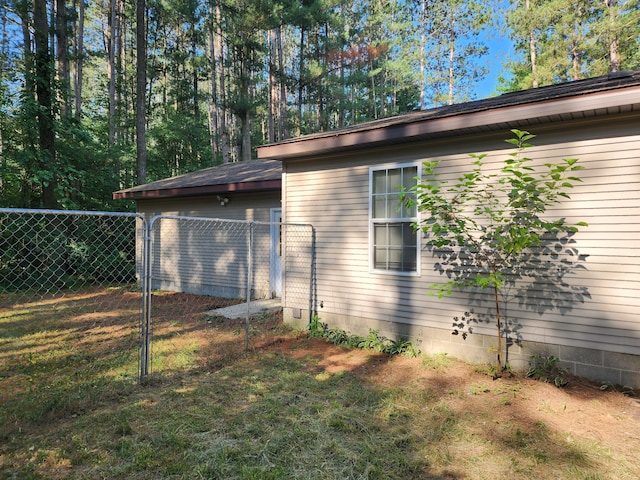 3930 Brenlor Ave, Hesperia, MI 49421 - view of side of property with crawl space
