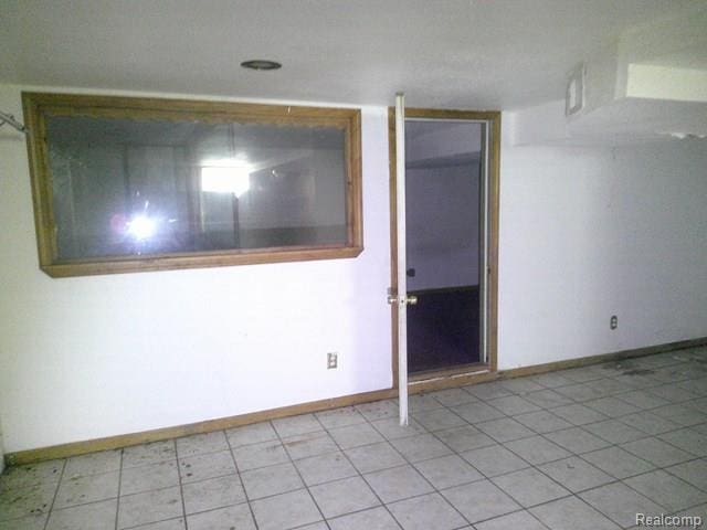 3009 Plainfield Ave, Flint, MI 48506 - photo 11