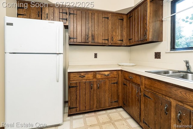 2220 Michele Dr, Troy, MI 48085 - photo 11