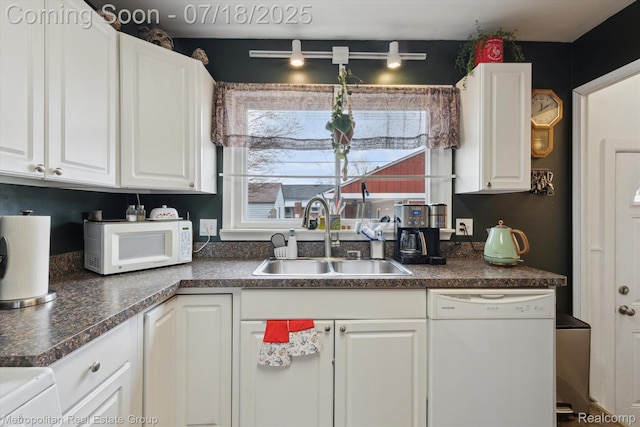 28054 Groveland St, Roseville, MI 48066 - photo 11