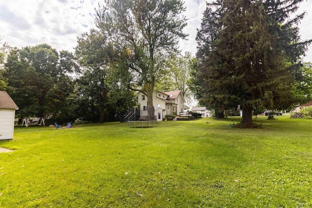 1193 Seneca St, Adrian, MI 49221 - view of grassy yard