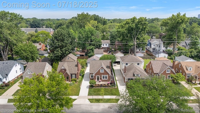 1816 Roslyn Rd, Grosse Pointe Woods, MI 48236 - aerial view of residential area