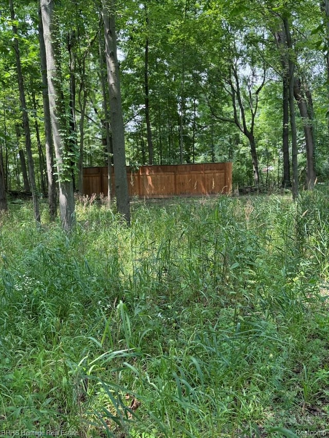 5550 Fisher Rd, Howell, MI 48855