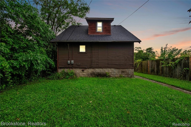 13528 Ardmore St, Detroit, MI 48227 - view of side of property with a shingled roof