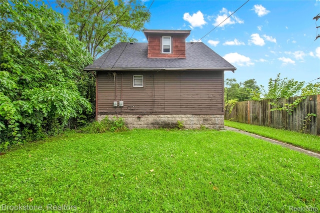13528 Ardmore St, Detroit, MI 48227 - view of home's exterior featuring roof with shingles