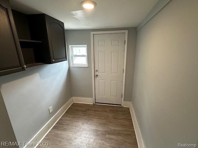 214 E Hazelhurst St, Ferndale, MI 48220 - doorway with wood finished floors and baseboards