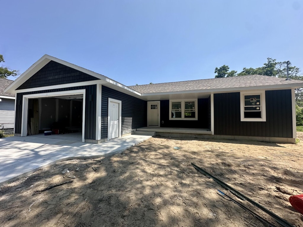 320 Wood St, Muskegon, MI 49442 - photo 1