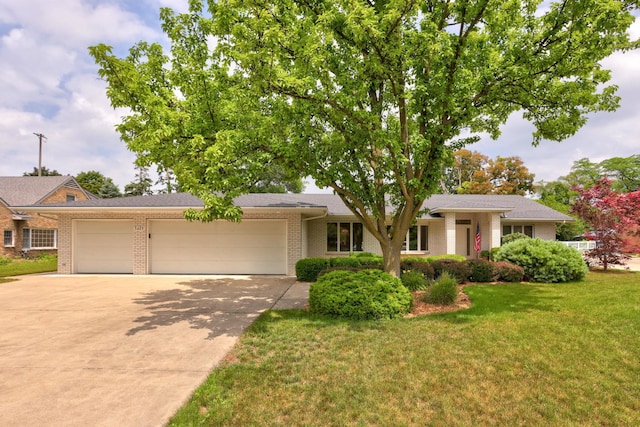 3485 Highland Dr, Bay City, MI 48706 - photo 1