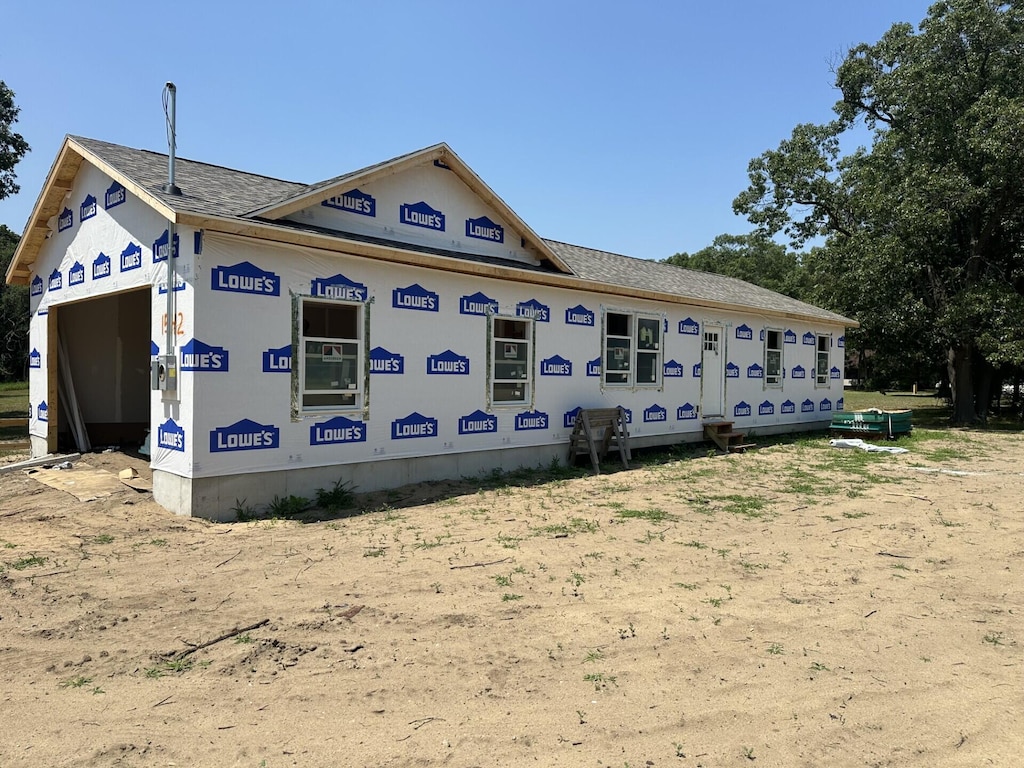 1542 Adams Ave, Muskegon, MI 49442 - photo 1