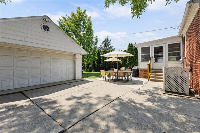 915 Phillips Ave, Clawson, MI 48017 - photo 30