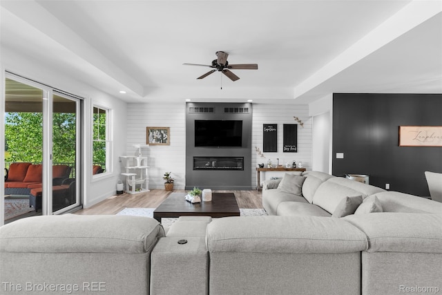 6264 Hidden Forrest, Swartz Creek, MI 48473 - living area with a ceiling fan, wood finished floors, a raised ceiling, and recessed lighting
