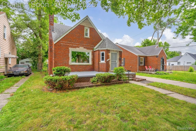 19308 Lesure St, Dearborn Heights, MI 48235 - photo 2