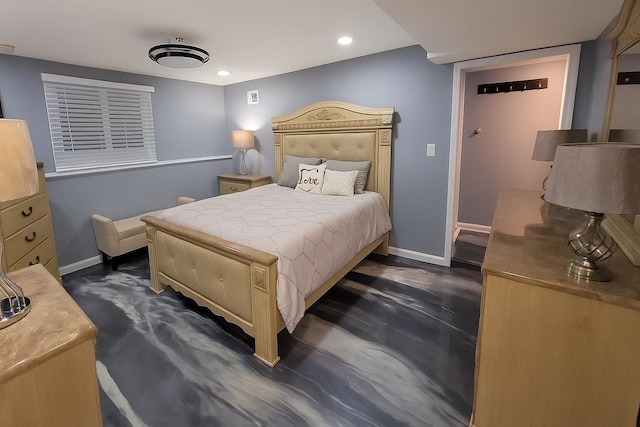 28740 Tavistock Trl, Southfield, MI 48034 - bedroom featuring baseboards and recessed lighting