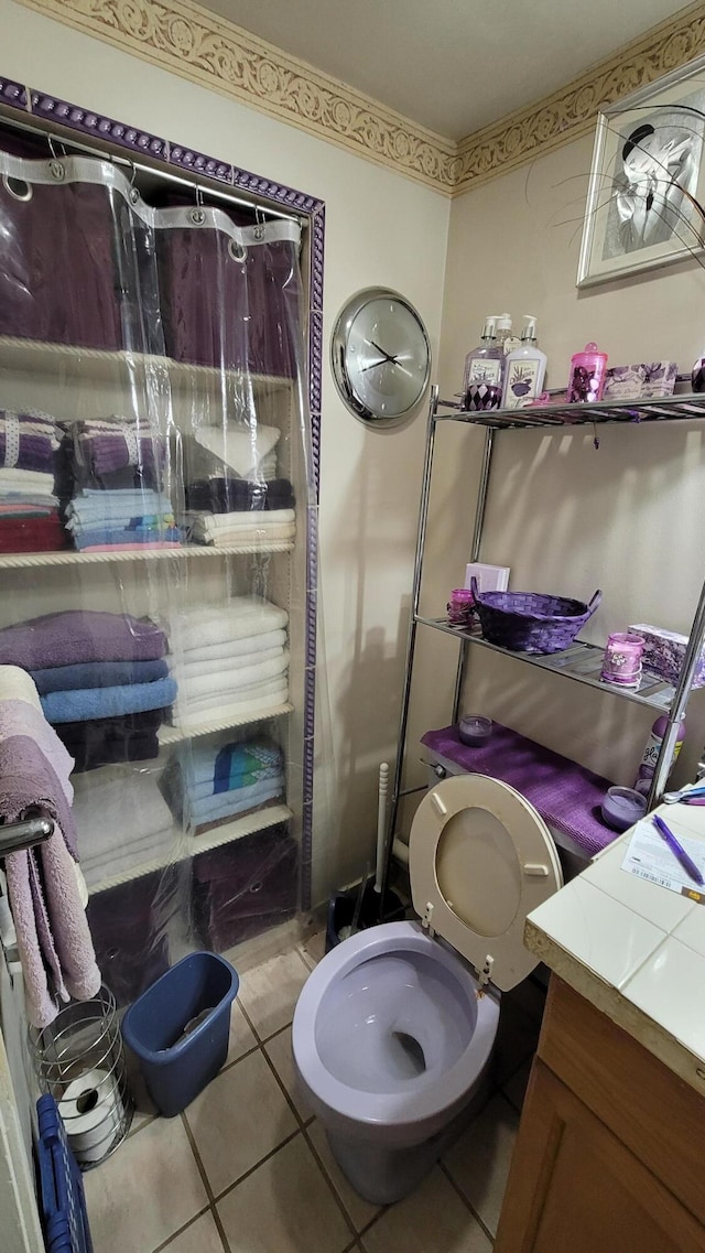 28740 Tavistock Trl, Southfield, MI 48034 - bathroom with tile patterned flooring and a shower with curtain