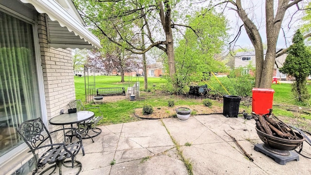 28740 Tavistock Trl, Southfield, MI 48034 - view of patio / terrace