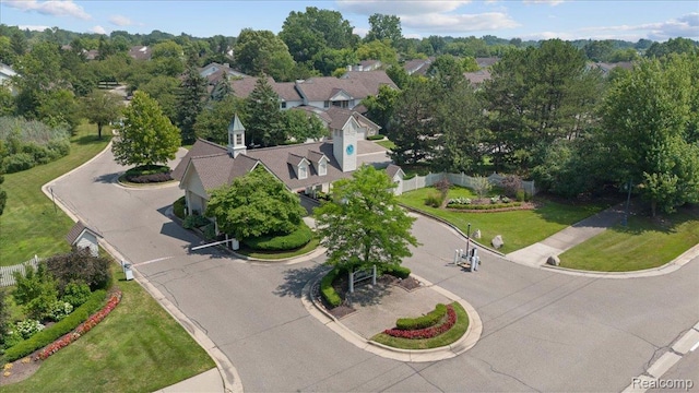 7570 Danbury Cir W, Bloomfield, MI 48322 - photo 57
