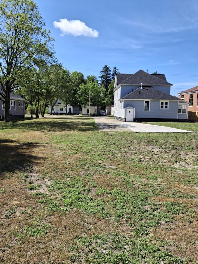 432 Amity Ave, Muskegon, MI 49442 - photo 34